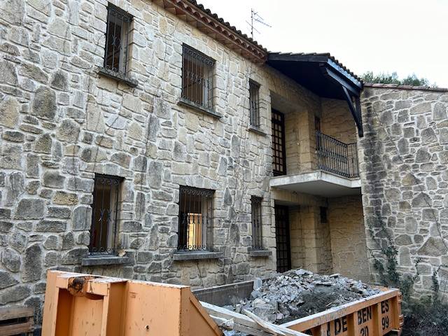 mur en pierre